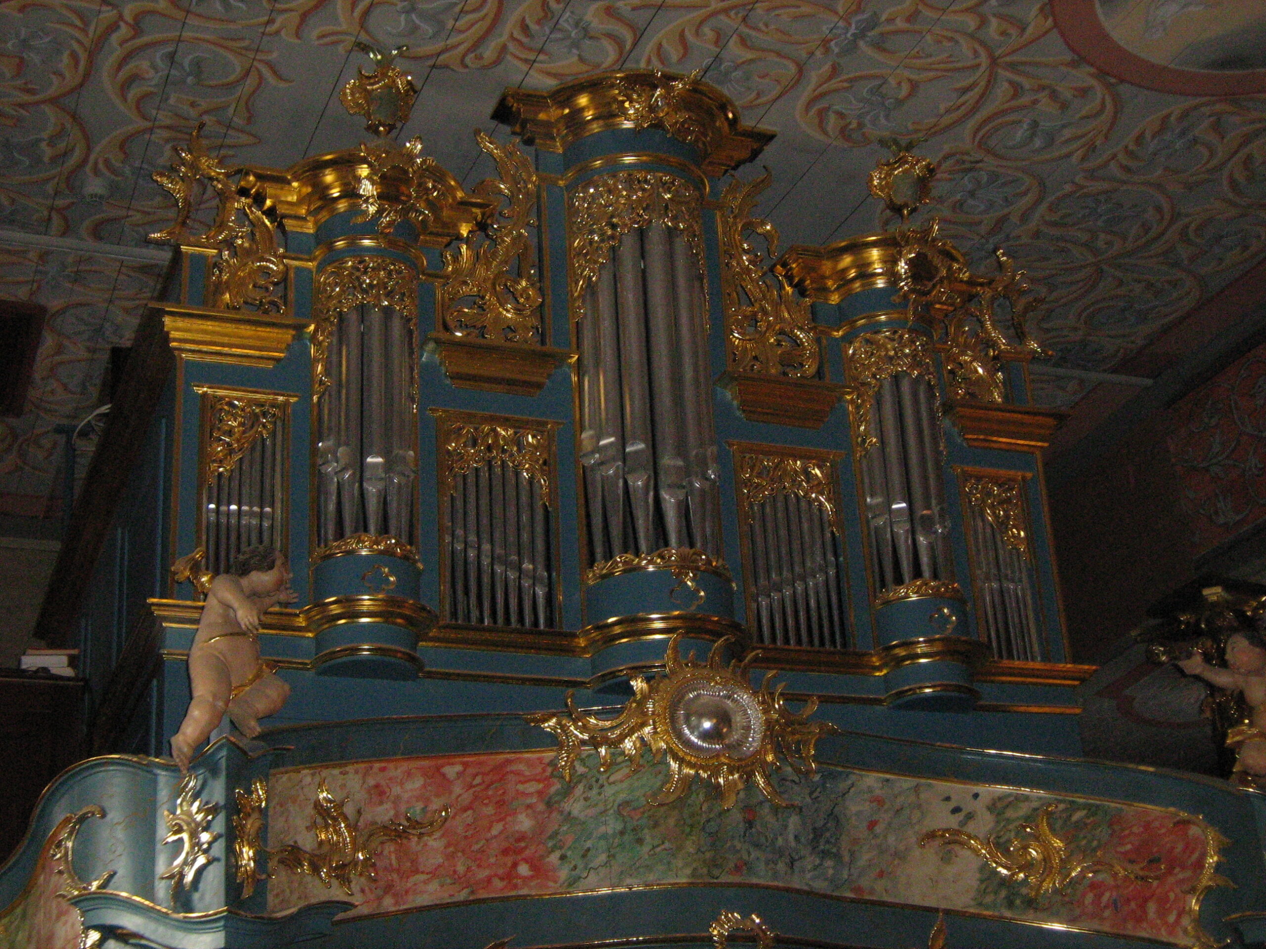 kościół w brzezinach